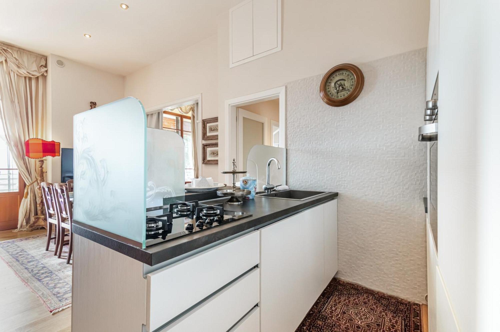 Porta Tufi Luxury Apartment With Private Parking! سيينا المظهر الخارجي الصورة