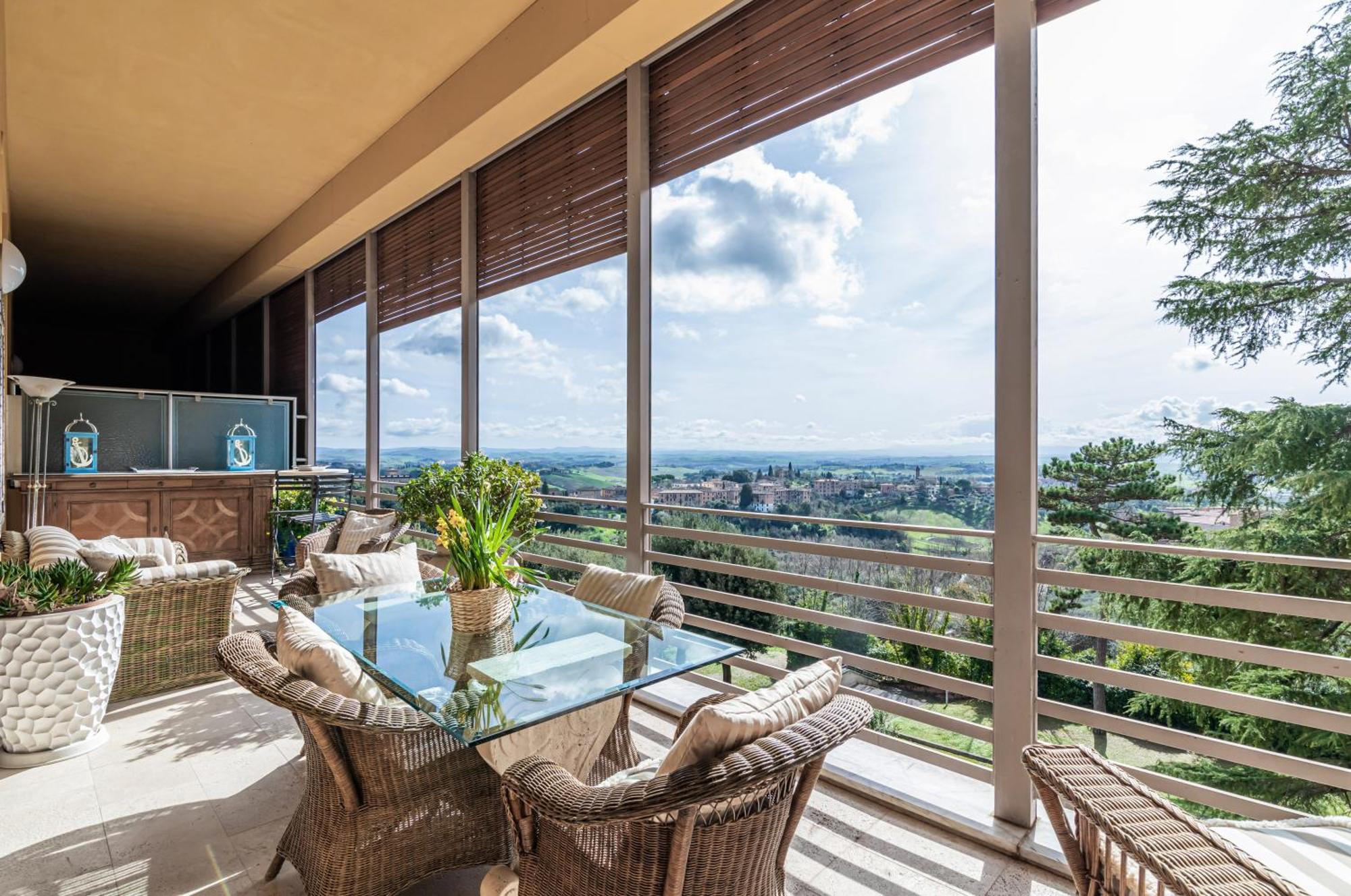 Porta Tufi Luxury Apartment With Private Parking! سيينا المظهر الخارجي الصورة